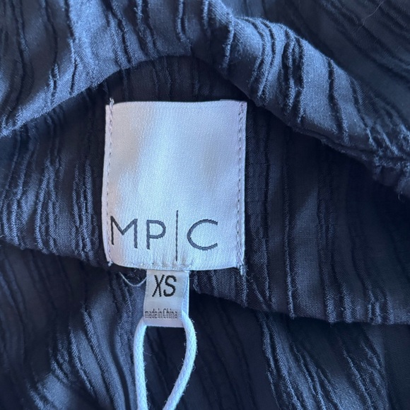 MINKPINK Black Ruffle Textured Contrast Stitch Jumpsuit Size XS - Picture 6 of 11